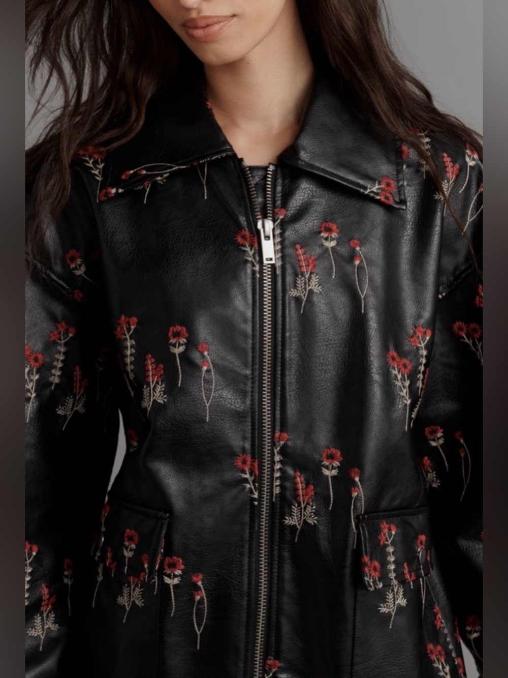 ✨ Anthropologie Faux Leather Floral-Embroidered Bomber Jacket Sz M - Picture 3 of 10